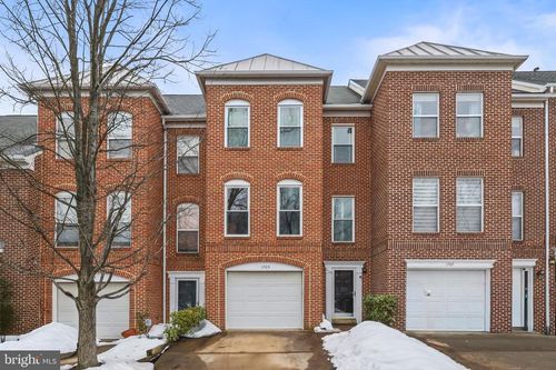 1705 Blue Flint Ct, RESTON, VA, 20190-3261 | Card Image