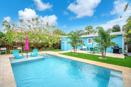 80 Ne 26th St, Wilton Manors, FL, 33305-1028 | Card Image
