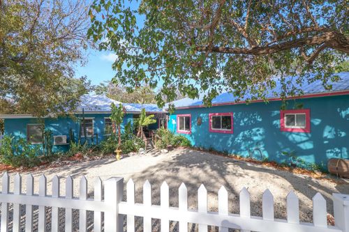 129 Lazy Ln, Key Largo, FL, 33037 | Card Image