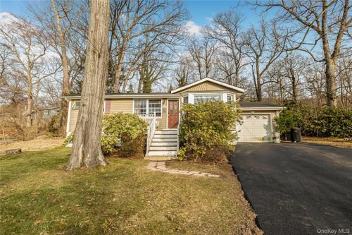 55 Glenwood Rd, Monroe, NY, 10950-6800 | Card Image