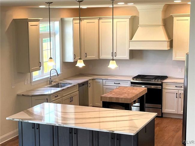 13 - 3921 Mountain View Ave, House other with 4 bedrooms, 3 bathrooms and null parking in Palmer Twp PA | Image 20