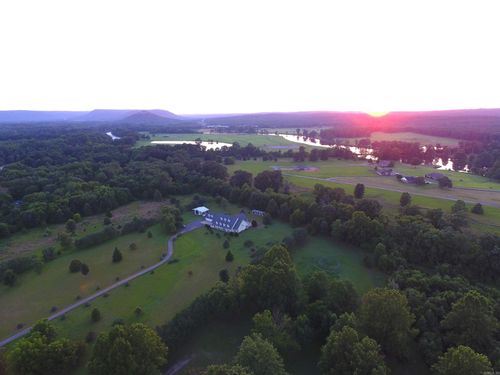 3144 Riverbend Rd, Heber Springs, AR, 72543-8622 | Card Image