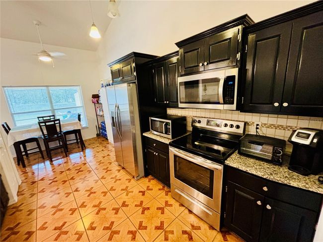 Kitchen | Image 6