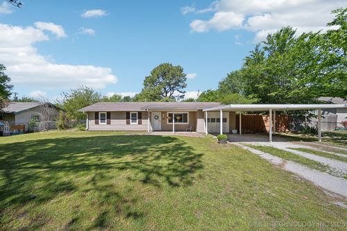 141 S Bryan St, Copan, OK, 74022-4012 | Card Image