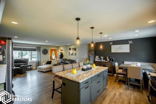 207 S Colby Street, Algona, IA, 50511 | Card Image
