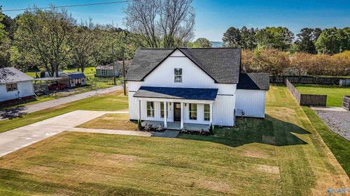 188 College Ave, New Hope, AL, 35760-9617 | Card Image