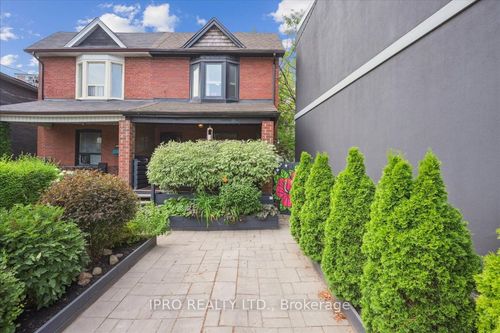 2043 Davenport Rd, Toronto, ON, M6N1C5 | Card Image