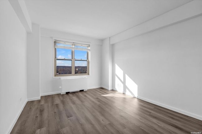 Bedroom | Image 15
