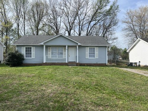 746 Shelton Cir, Clarksville, TN, 37042-7108 | Card Image
