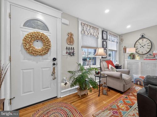 7704 Ardleigh St, PHILADELPHIA, PA, 19118-4404 | Card Image