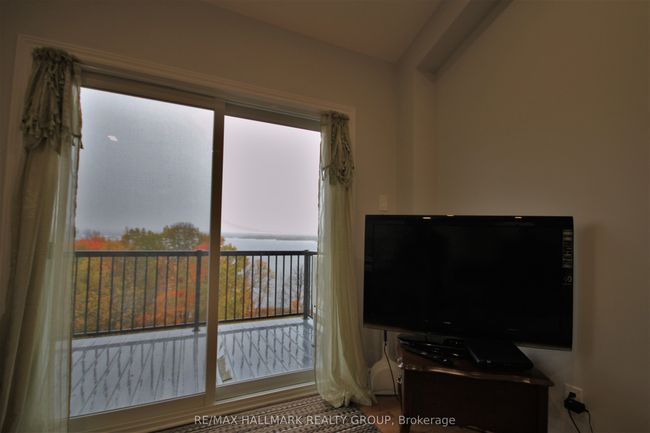7 - 768 Usborne St, House attached with 2 bedrooms, 1 bathrooms and 1 parking in Braeside ON | Image 12
