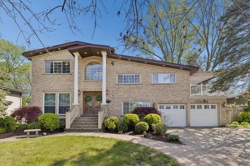2913 Virginia Ln, Glenview, IL, 60025-4647 | Card Image