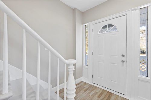 181 Mansion St, Coxsackie, NY, 12051-1004 | Card Image