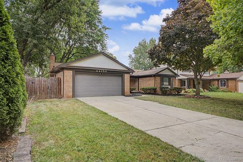 44150 S Umberland Cir, Canton, MI, 48187-2712 | Card Image