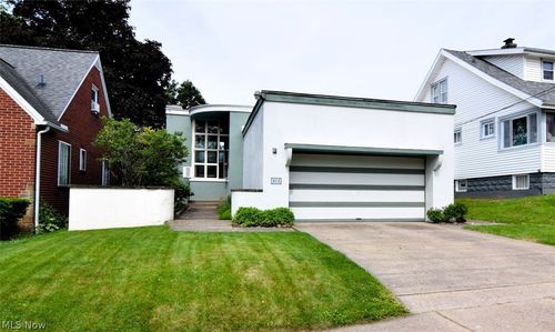 972 Washington St, Wooster, OH, 44691-3063 | Card Image