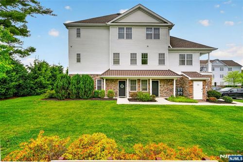58 Elston Ct, Haskell, NJ, 07420-1151 | Card Image