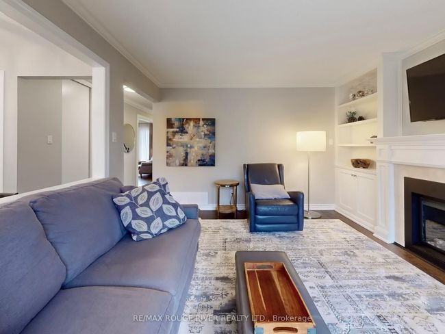 19 Panter Cres, House other with 4 bedrooms, 3 bathrooms and 4 parking in Ajax ON | Image 8