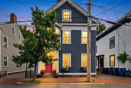 12 Northey St, Salem, MA, 01970-3905 | Card Image