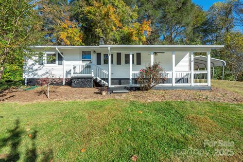 244 Cragmont Rd, Black Mountain, NC, 28711-2813 | Card Image