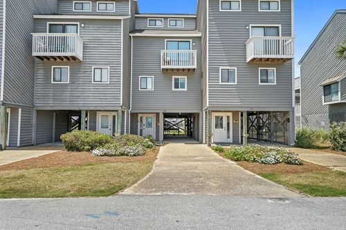 135 Parkside Cir, Cape San Blas, FL, 32456-4146 | Card Image