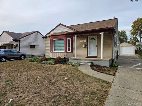 29624 Rosslyn Ave, Garden City, MI, 48135-3605 | Card Image