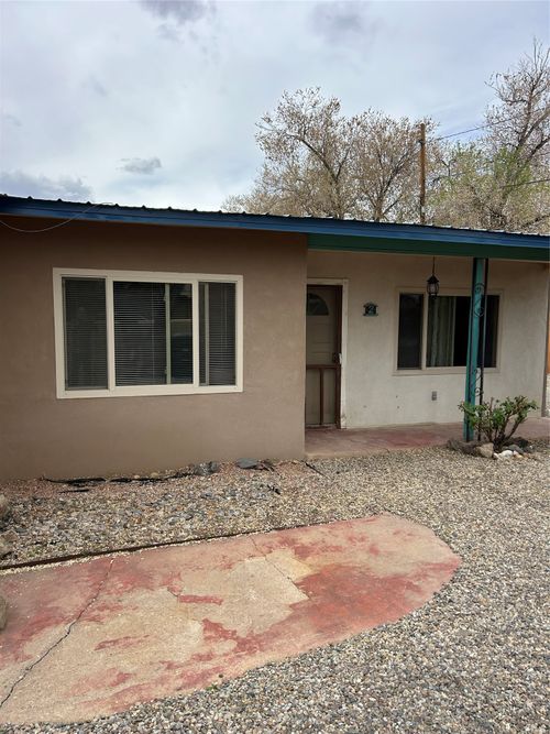 3120 Jemez Road, Santa Fe, NM, 87507 | Card Image