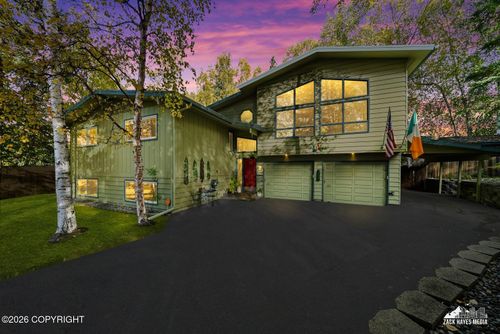 3529 Cottonwood St, Anchorage, AK, 99508-4326 | Card Image