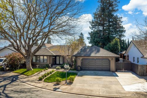 2108 Canadian Circle, Modesto, CA, 95356 | Card Image