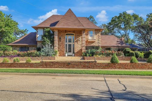 3213 Faulkner Dr, Rowlett, TX, 75088-5926 | Card Image