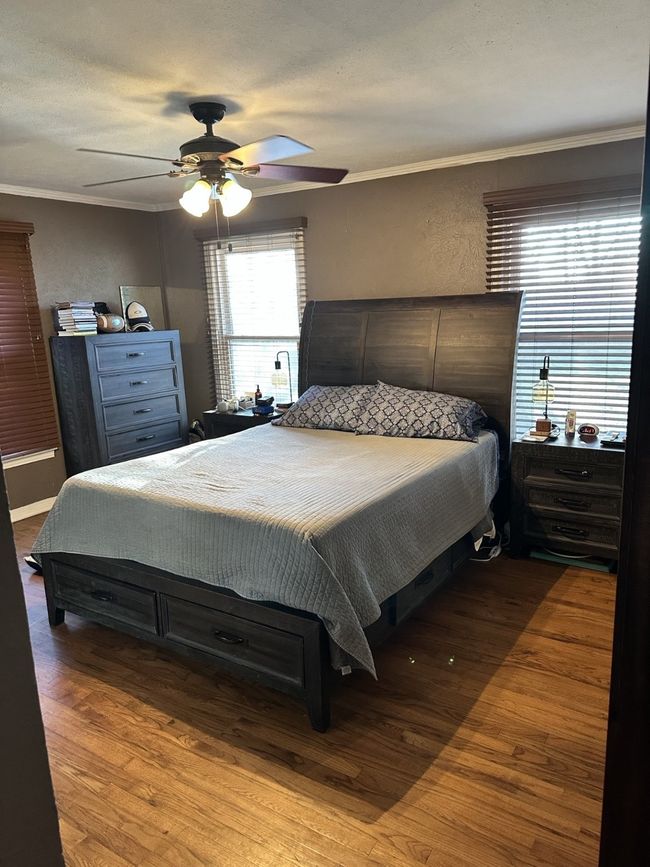 1704 S Houston St, House other with 3 bedrooms, 2 bathrooms and null parking in Kaufman TX | Image 27