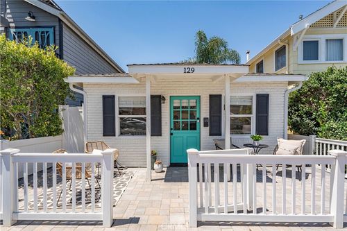 129 14th St, Seal Beach, CA, 90740-6532 | Card Image