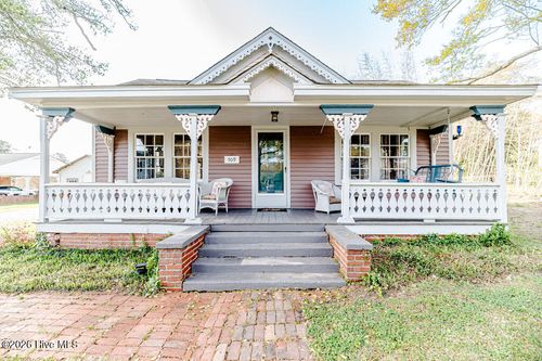 509 Carthage St, Cameron, NC, 28326-6383 | Card Image