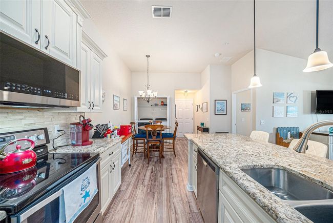 APT-303 - 5065 Royal Palms Way, Condo with 3 bedrooms, 2 bathrooms and null parking in New Port Richey FL | Image 13