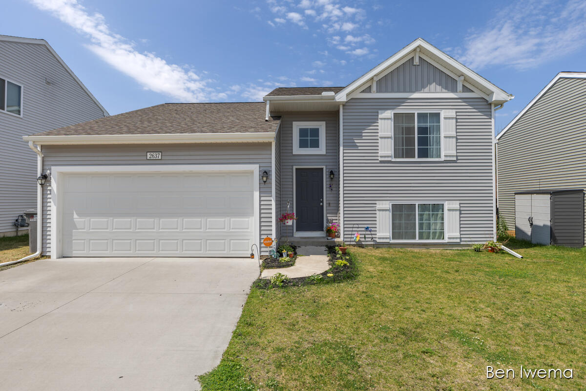 Sage Wing Dr, Grand Rapids, MI 49508