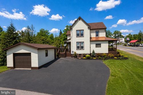 102 N 3rd St, OAKLAND, MD, 21550-1324 | Card Image