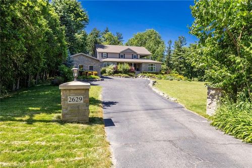 2629 Sideroad 2, Burlington, ON, L7M0S6 | Card Image