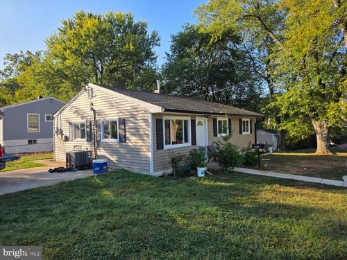 185 Cabbel Dr, MANASSAS PARK, VA, 20111-2069 | Card Image