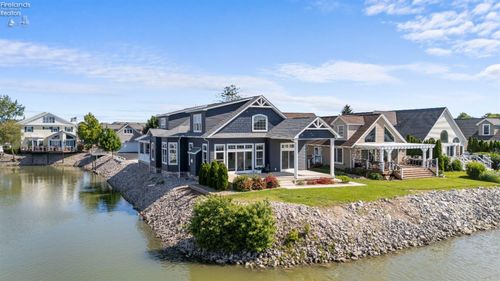 5256 E Ellithorpe Drive, Port Clinton, OH, 43452 | Card Image