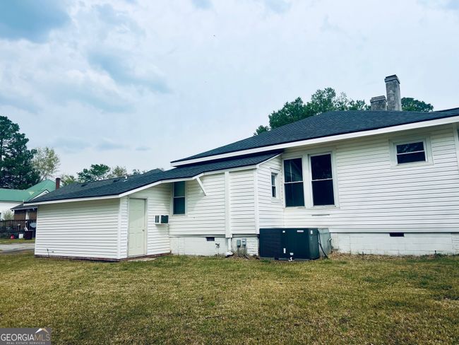 40 S College St, House other with 3 bedrooms, 3 bathrooms and null parking in Metter GA | Image 37