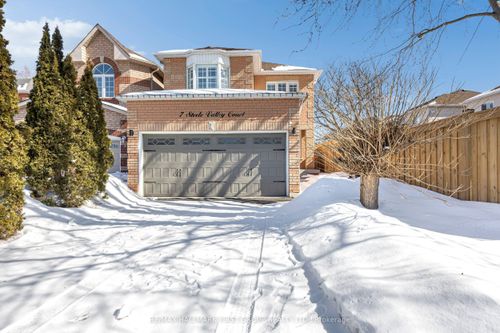 7 Steele Valley Crt, Whitby, ON, L1R2M4 | Card Image
