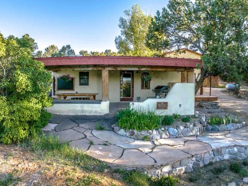 385 County Road 73, Ojo Sarco, NM, 87521-6507 | Card Image