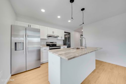 b-122 N East Avenue, Panama City, FL, 32401 | Card Image
