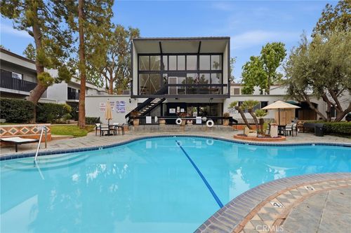 289-18645 Hatteras St, Tarzana, CA, 91356 | Card Image