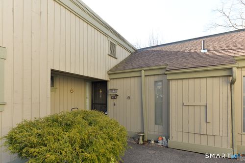 d-162 Heritage Vlg, Southbury, CT, 06488-1434 | Card Image