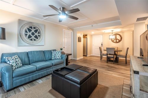 apt-913-3525 Sage Rd, Houston, TX, 77056-7023 | Card Image