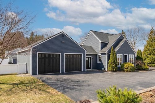 14 Reddington Lndg, Hampton, NH, 03842-1270 | Card Image