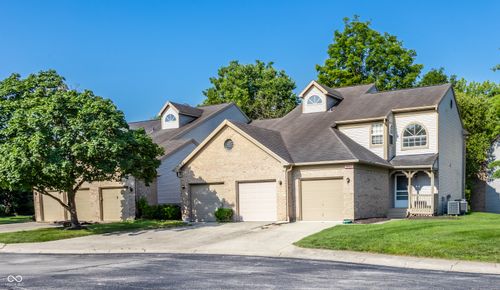 unit-2-3664 Reflections Ln, Indianapolis, IN, 46214-4218 | Card Image