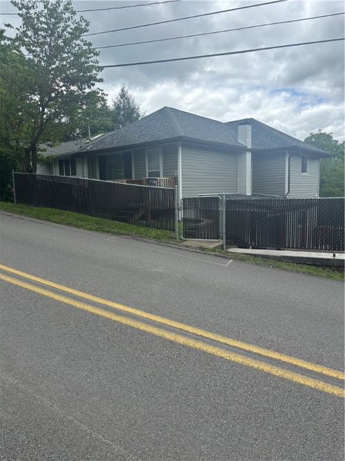 302 Beallsville Rd, Bentleyville, PA, 15314-1509 | Card Image