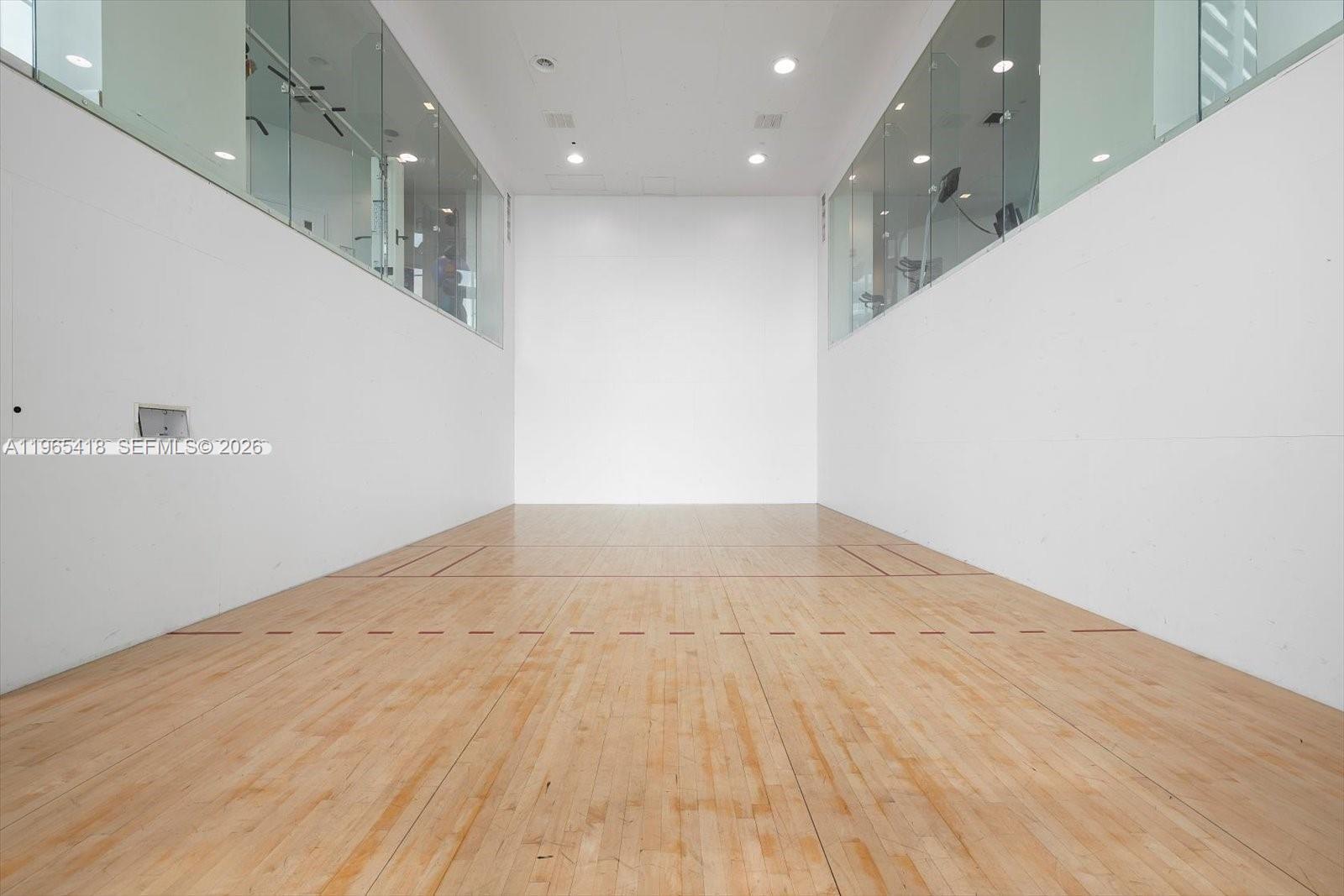 Residential Lease in Miami 3
