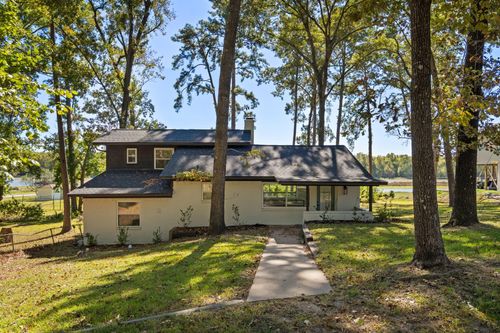 284 Hackberry St, Trinity, TX, 75862-8221 | Card Image